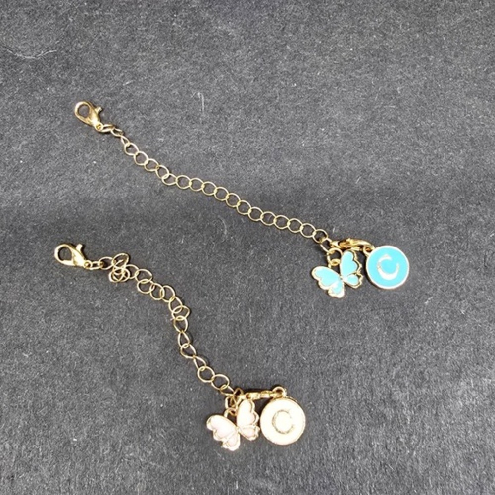 Charm Bracelet Set Butterfly Initial C Pink Teal Gold‎ Tone Good OS
